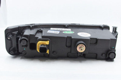 CNHTC 811W25320-6003 Фара противотуманная левая с поворотником LED