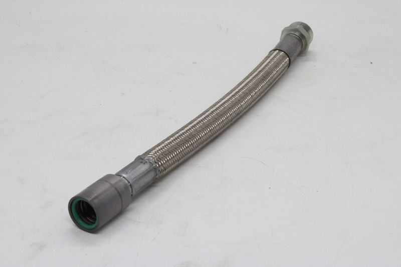 VO 23960136 Шланг — 1