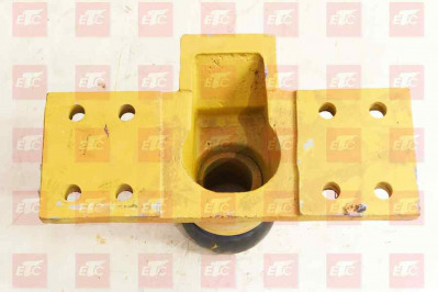 16Y-80-10000 Цапфа левая