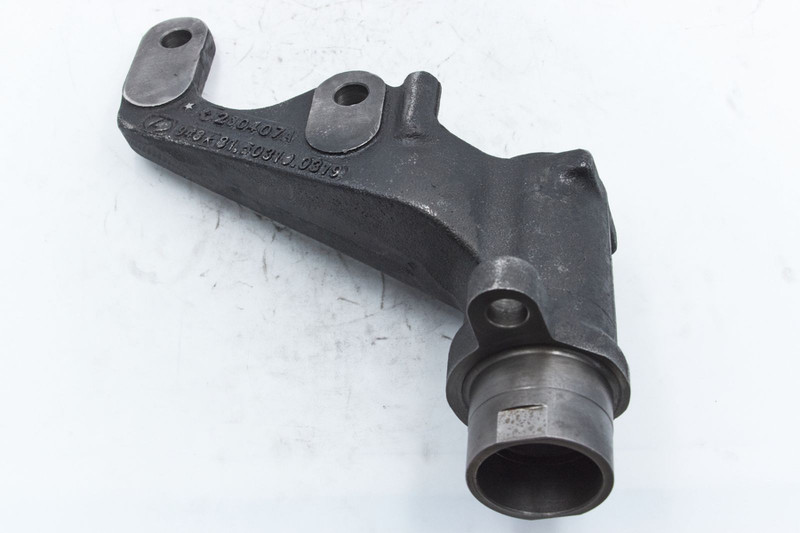 81503100319 Кронштейн тормозной камеры слева — 4