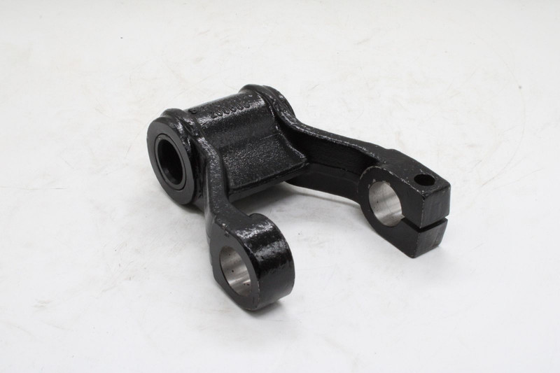 SZ970000026 Серьга рессоры передней — 3