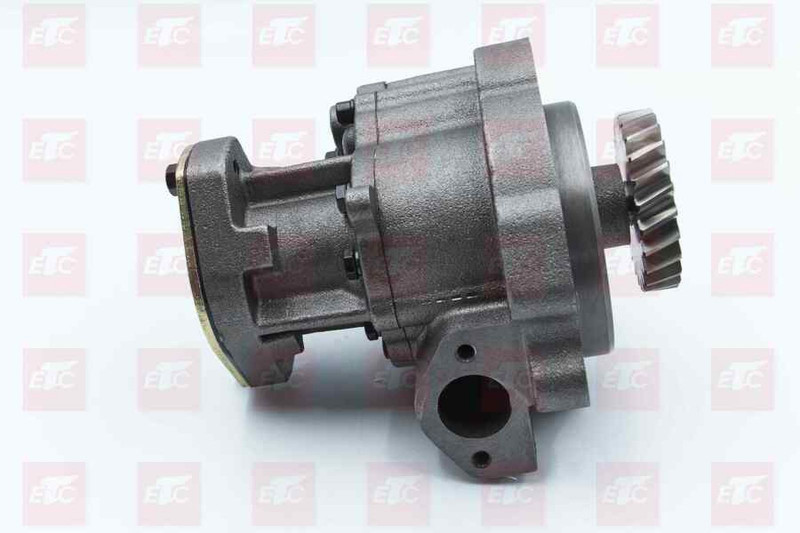 3821579 Масляный насос — 3