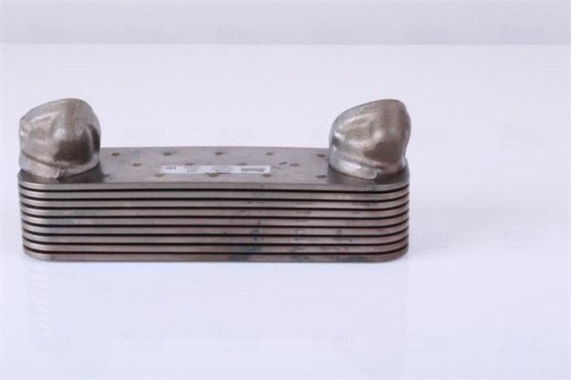 90728 Радиатор масляный D2566/2865/2866/2876 — 2