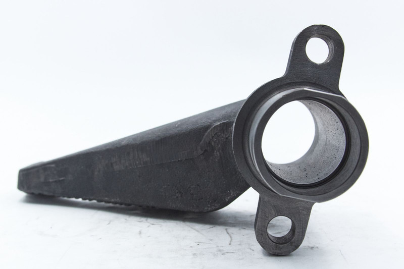 81503100318 Кронштейн тормозной камеры справа — 3