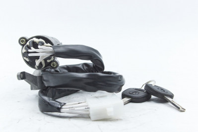 DZ97189460200 Замок зажигания X3000