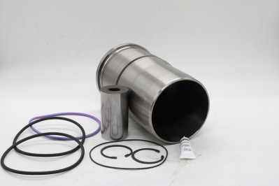 0388990 Поршневая группа в сборе