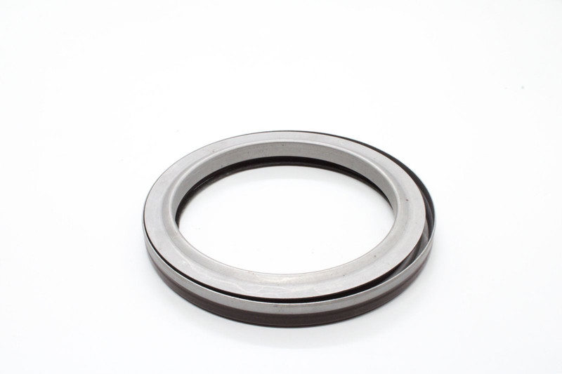 897602-3781 Сальник коленвала передний — 2