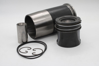 2293290 ЦПГ в сборе D2876