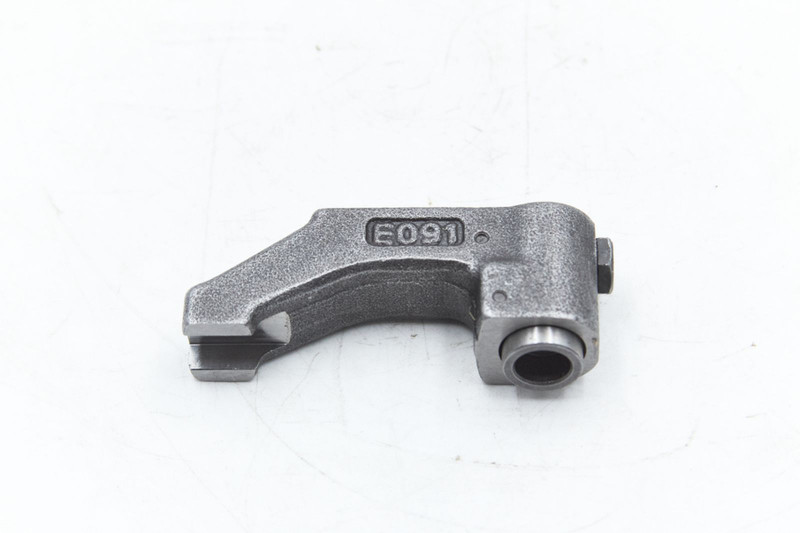 200V04120-6008 Рокер клапана впускного — 1