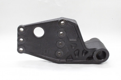 A94932202037390 Кронштейн крепления рессоры зад.прав.