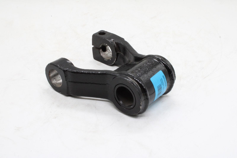 SZ970000026 Серьга рессоры передней — 2