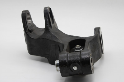 A9603200627 Кронштейн правый передний MB Arocs