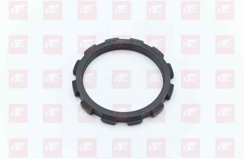 711W906200049 Гайка ступицы левого колеса — 1