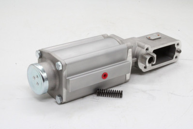 106430606 Пневмоусилитель включения