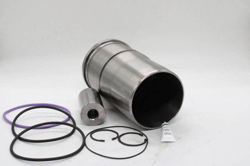 0388990 Поршневая группа в сборе — 1