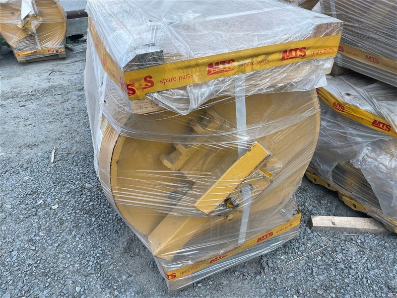 16Y-40-03000 Колесо направляющее — 2