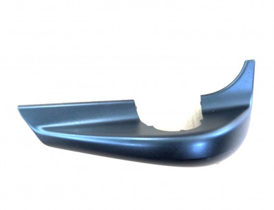 A9608112307 Крышка зеркала