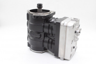 0106004 Компрессор 2-х цилиндровый