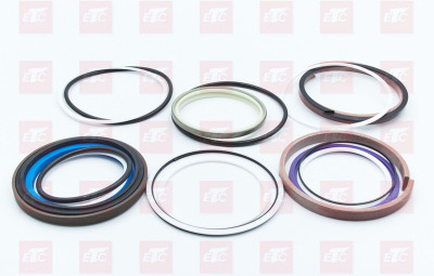 707-99-58081 Ремкомплект гидроцилиндра стрелы Komatsu PC-300