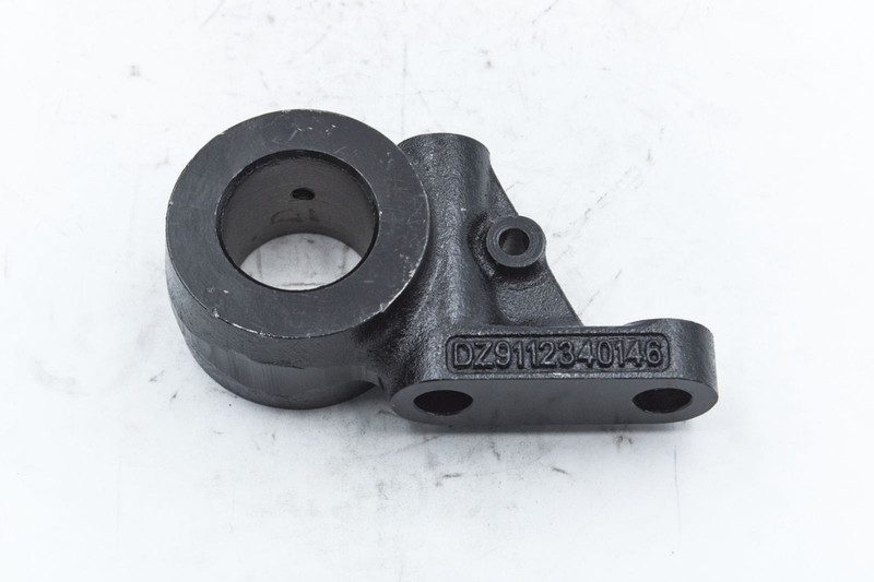 DZ9112340146 Кронштейн кулака разжимного — 3