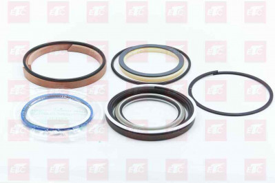 707-99-72240 Ремкомплект гидроцилиндра ковша