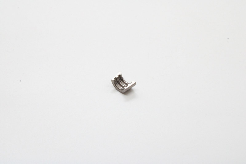 200V041040034 Сухарь клапана — 1