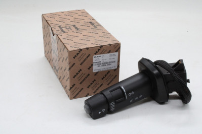 81255090194 Переключатель поворотов