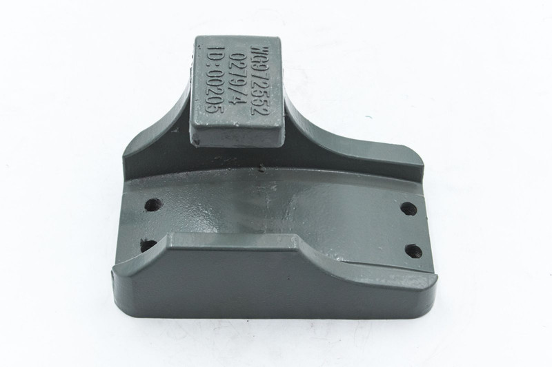 WG9725520279 Кронштейн скольжения рессоры задней левый — 2