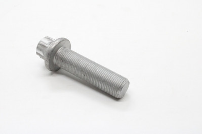 SA 102286 Болт крепления диска тормозного M18*1,5*65