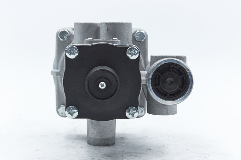 DZ9100360330 Клапан тормозной управления прицепом Shaanxi — 1