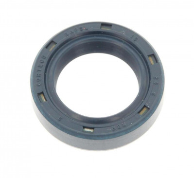 01031067B Сальник штока выбора передач