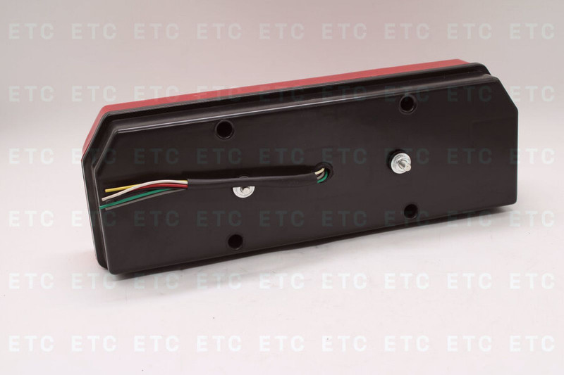 TD0563022R Фонарь задний правый без подсетки номера с проводами — 2