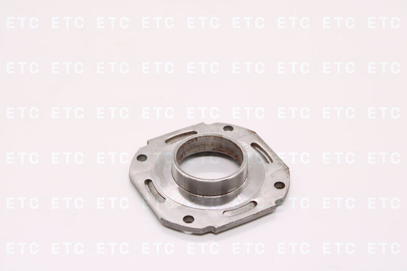 131454 Крышка вала сцепления стартера IM 641/T — 1