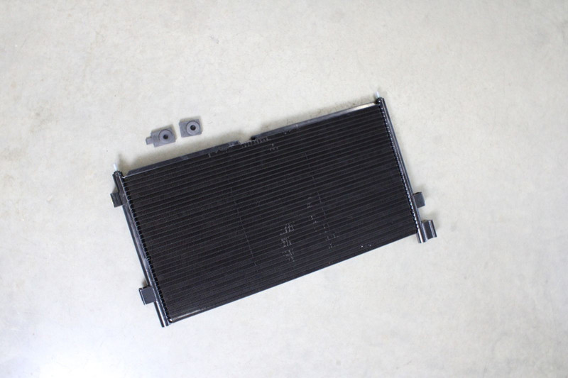 VO 21086304 Радиатор кондиционера — 2