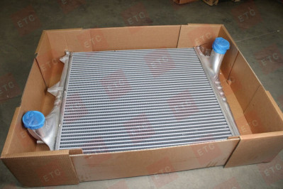 CI354000P Радиатор интеркуллера