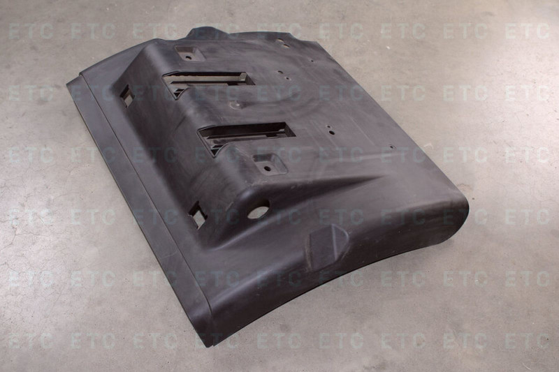 VO 20539669 Брызговик RH — 4