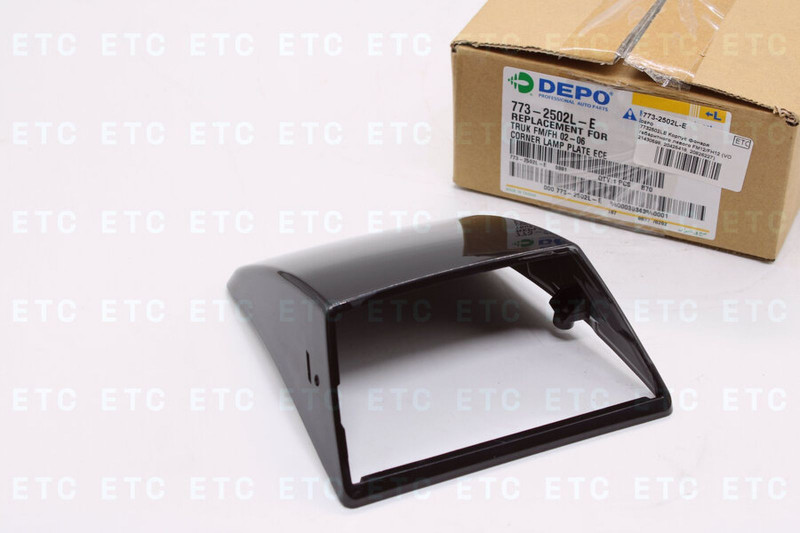 7732502LE Корпус фонаря габаритного левого FM12/FH12 — 1