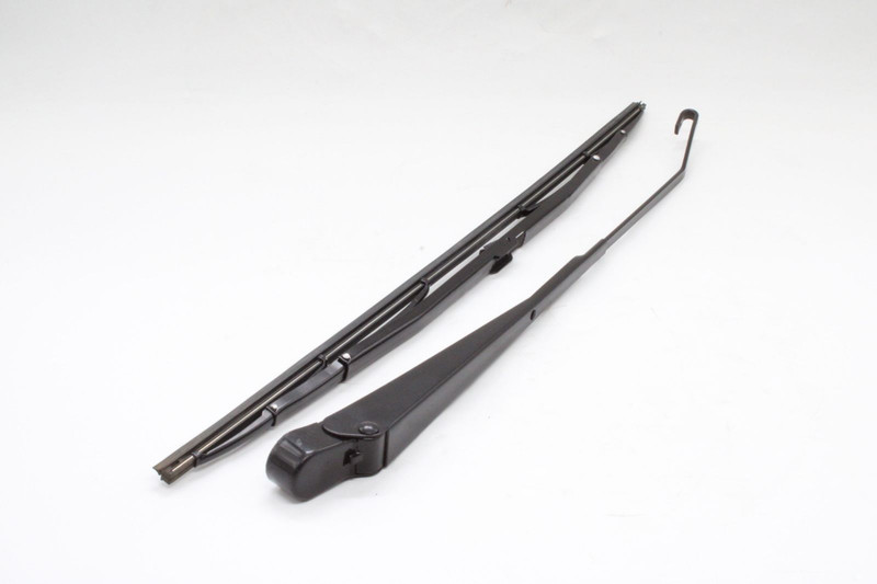 4431230240 Щетка стеклоочистителя — 2