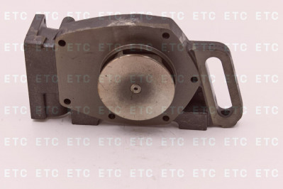 3051408 Водяной насос