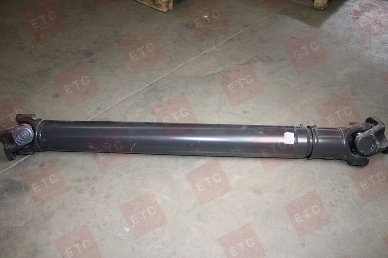 VO 25818814 Карданный вал — 2