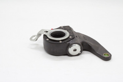 81506106213 Трещотка тормозная передняя левая