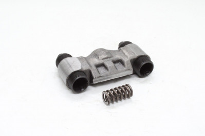 15513 	Ремкомплект суппорта Knorr SN7/SK7 толкатели резьбовые + бинокль