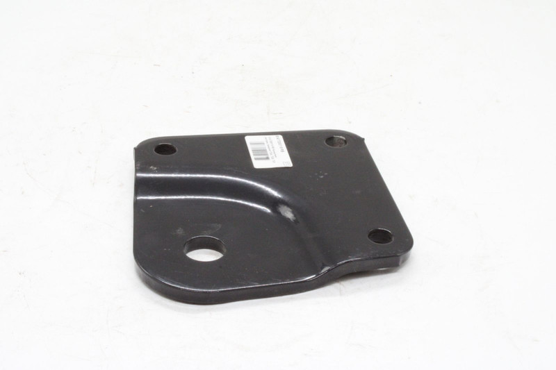 81417200118 RB Кронштейн рессоры передний TGA, TGS, TGX — 4