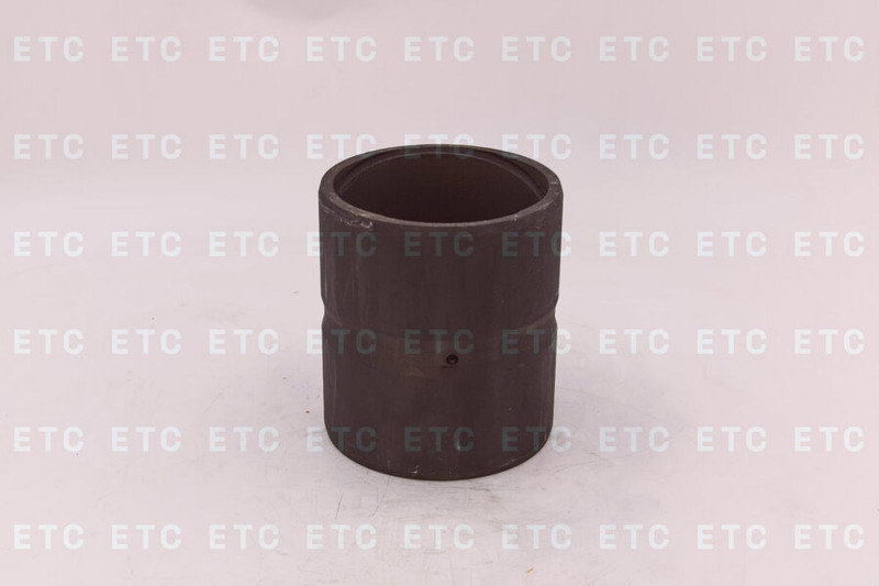 207-70-61610 Втулка онования стрелы — 1