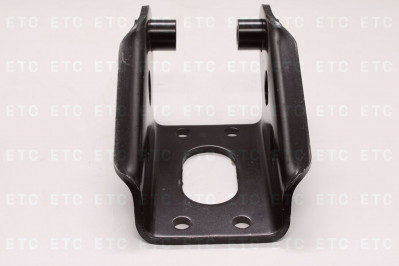 81437055232 Кронштейн амортизатора верхний