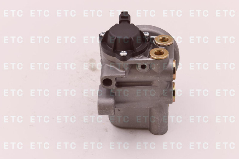 2178339 Насос топливный подкачки 24V — 4