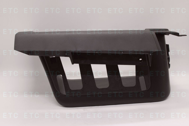 VO 20542684 Корпус подножки нижний правый — 3