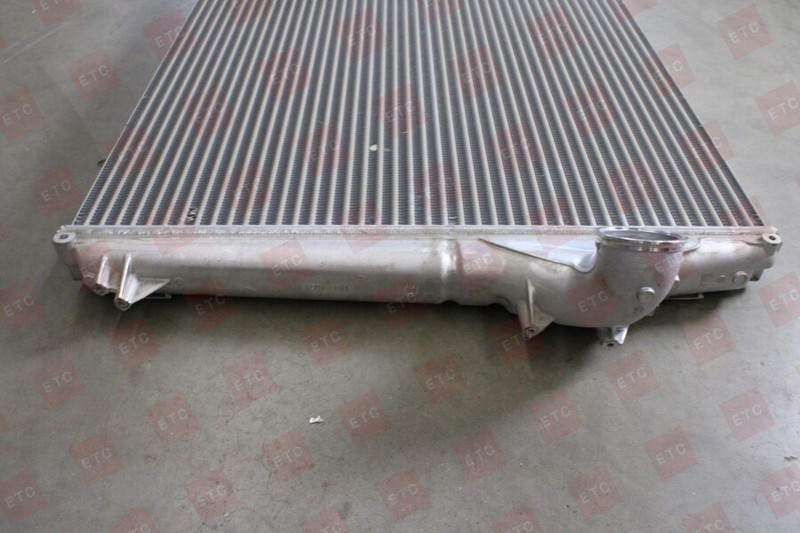 VO 21649511 Интеркулер 1015*894*68 — 5