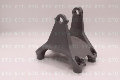 YC010V000111 Кронштейн рессоры задней