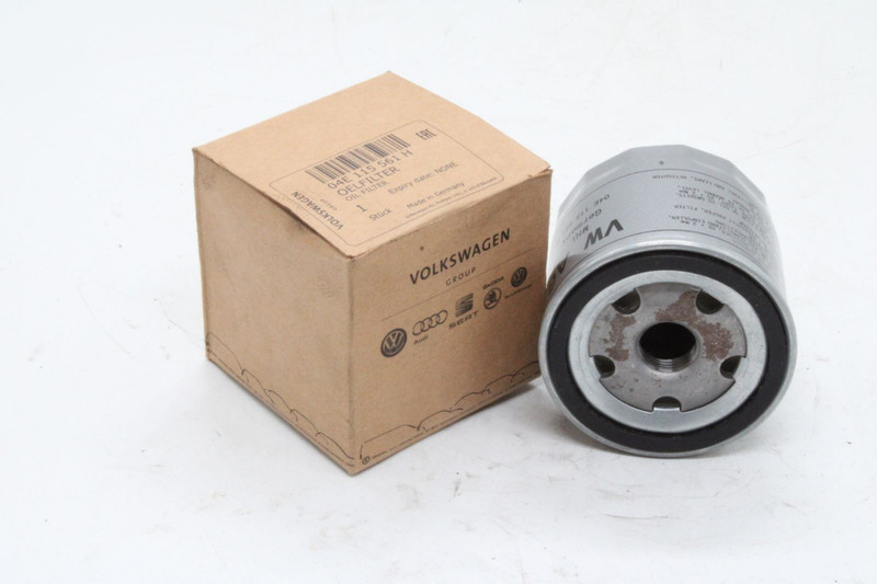 04E115561H Фильтр масляный VAG — 1